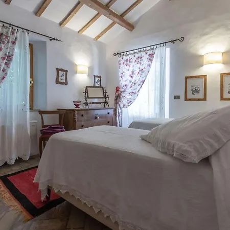 Italian Experience- La Picena Villa