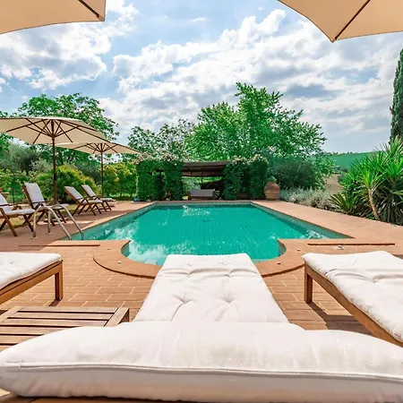 Italian Experience- La Picena Villa *