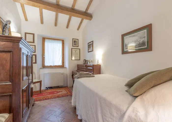 Italian Experience- La Picena Villa Ripatransone